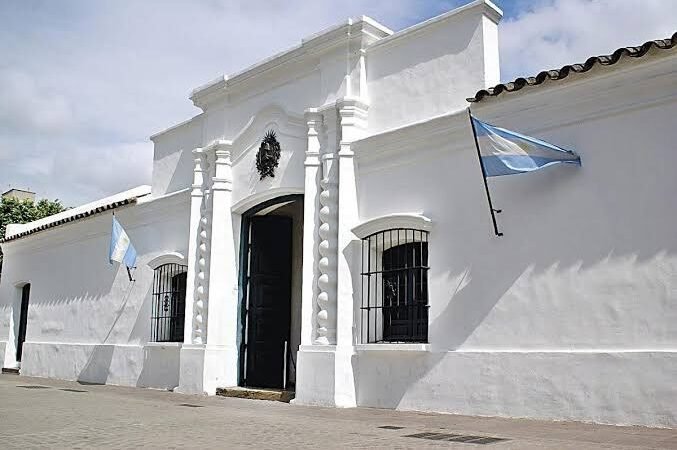 El Senado aprobó el proyecto para declarar a San Miguel de Tucumán Capital Simbólica cada 9 de Julio